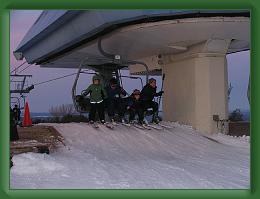 Ski Trip (14) * 1306 x 979 * (172KB)